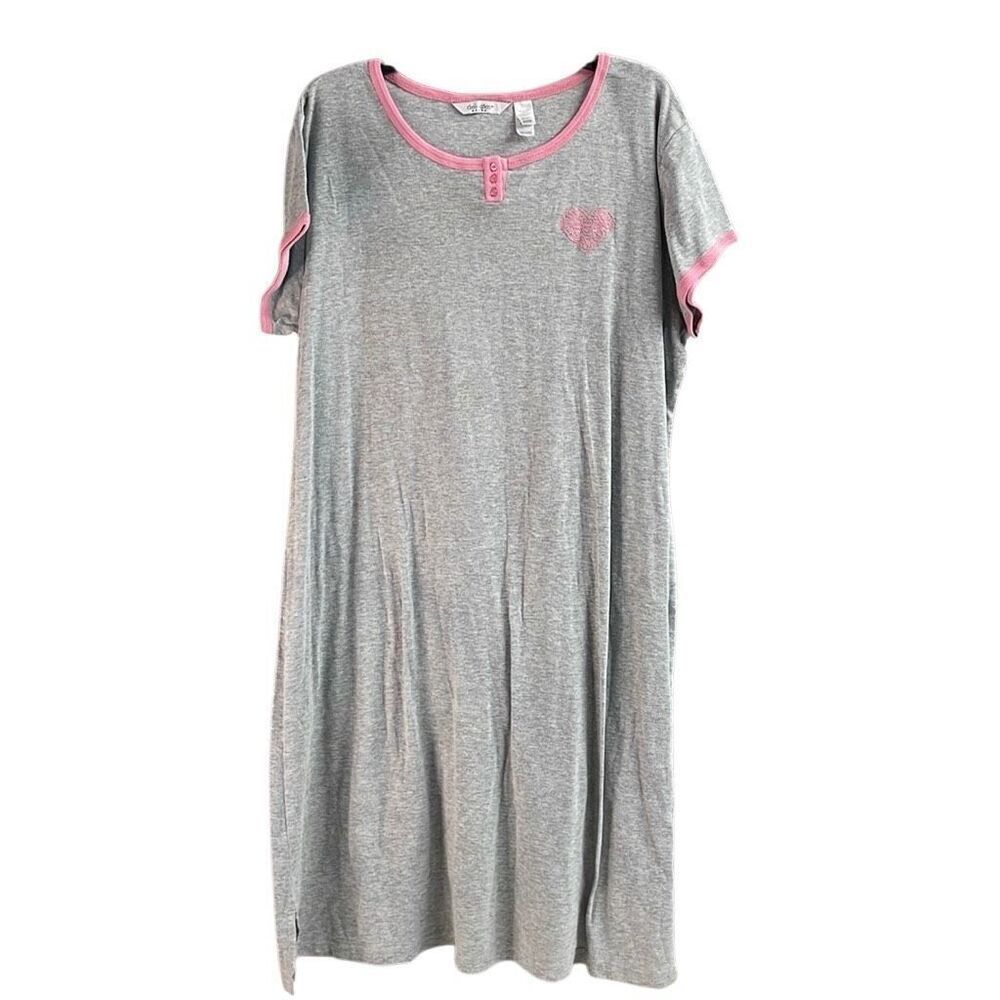 DELICATES Women’s Short Sleeve Night Shirt Heart Applique Size 1X Gray Pink